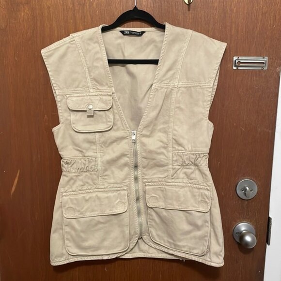 Zara Fishermen Vest - Picture 3 of 10
